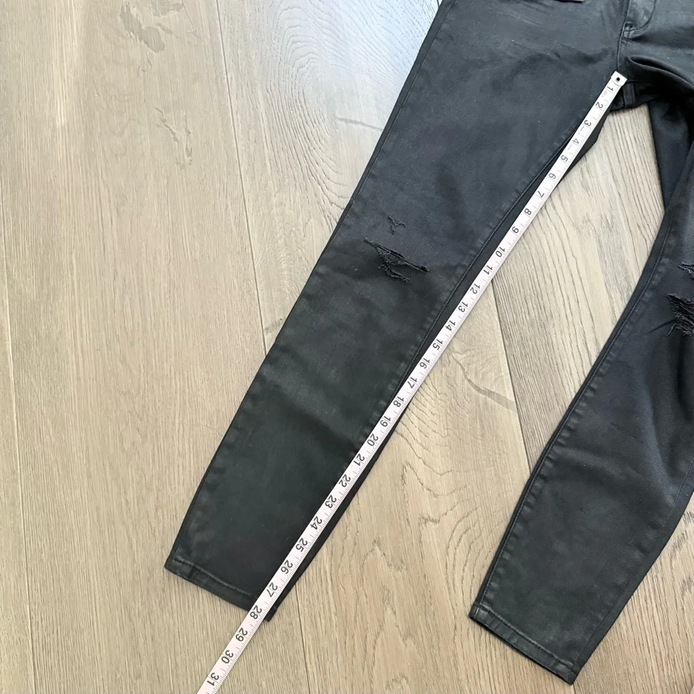 3 FOR $10 NWT Blank NYC Black Coated Denim Ripped Knees Skinny Jeans 27 - Picture 11 of 12